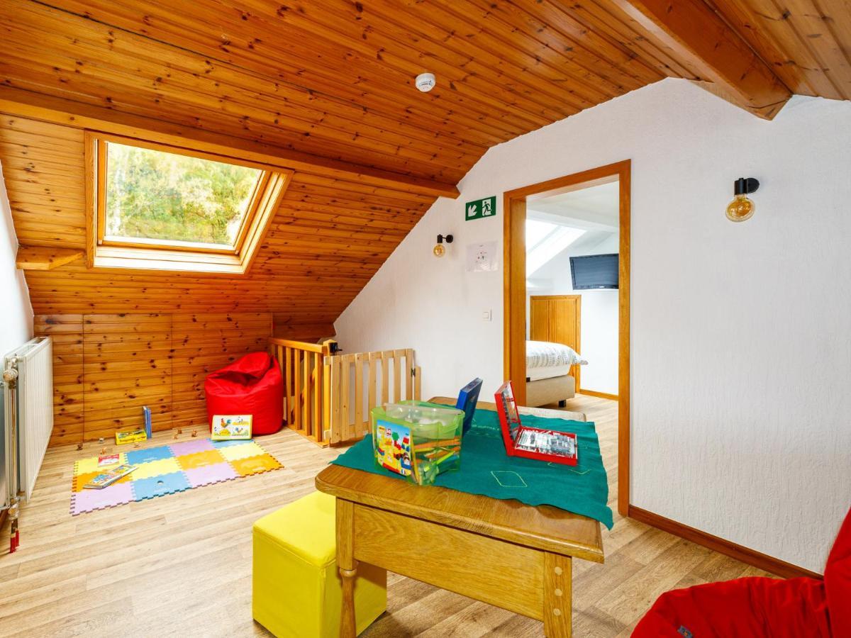 Luxueuse Et Spacieuse Villa Avec Sauna Et Piscine Malmedy Exterior photo
